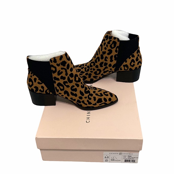Chinese Laundry Finn bootie tan/black - Picture 2 of 10